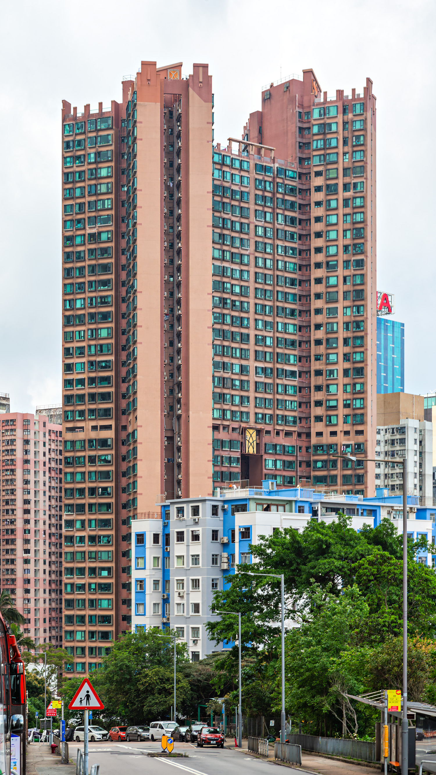 Le Sommet, Hong Kong - View from the east. © Mathias Beinling